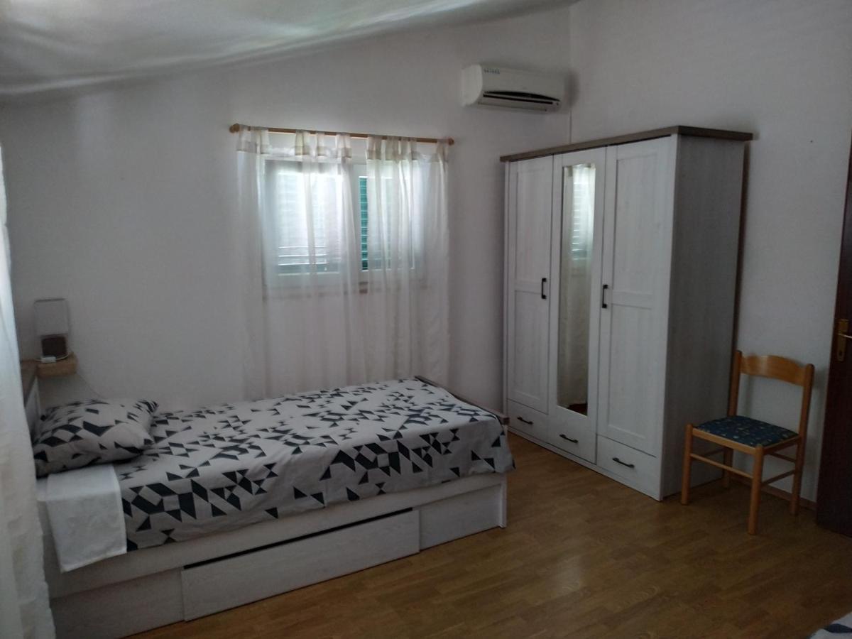 Apartment Marica Spadina Тисно Экстерьер фото